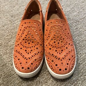 Women’s ugg suede slip ons size 7.5